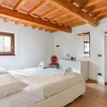 Uffizi I Tower Apartment In Florence